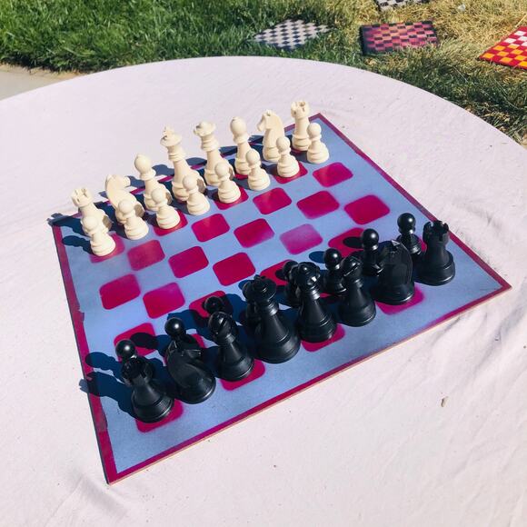 Large Chess Set - Purple Violet - Picture 9 of 12